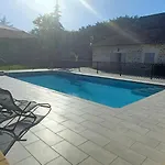 Gasthuis Domaine De L'asenon 3*