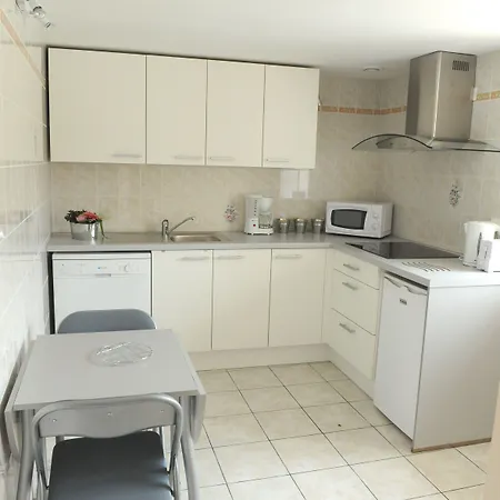 Domaine De L'asenon 3* Causse-et-Diege