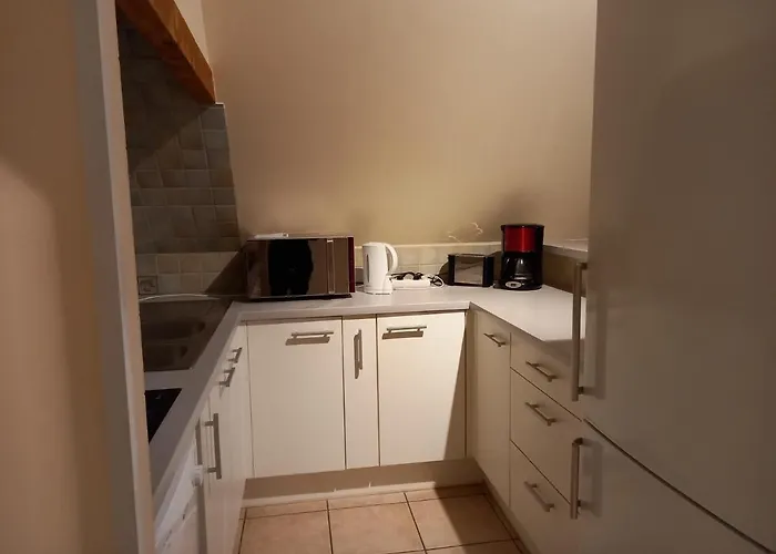 Domaine De L'asenon 3* Causse-et-Diege