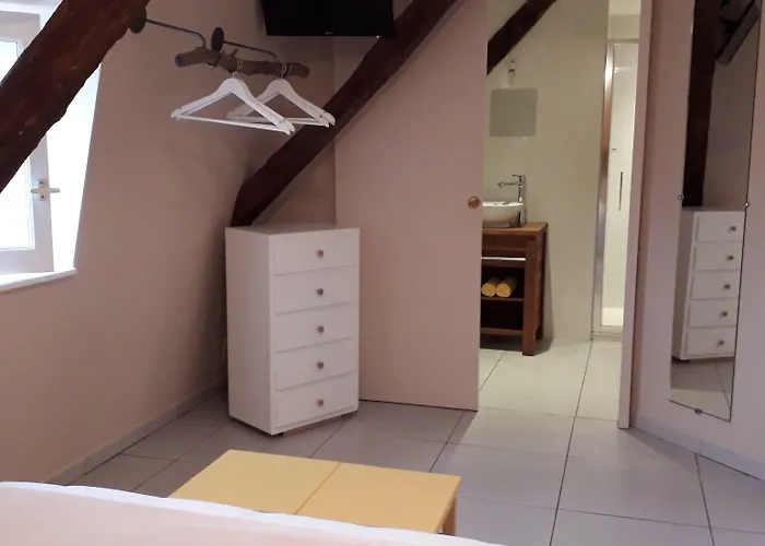 Domaine De L'asenon 게스트하우스 Causse-et-Diege